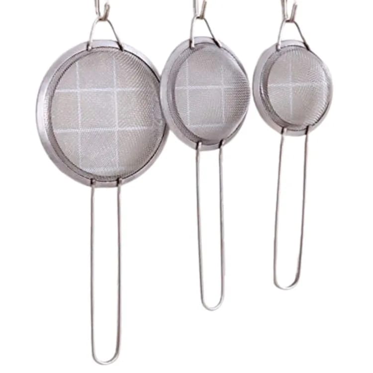 Pack of 3 Stainless Steel Tea Strainers - High-Quality Tea Infusers with Large Handle for Green Tea and Loose Leaf Brewing