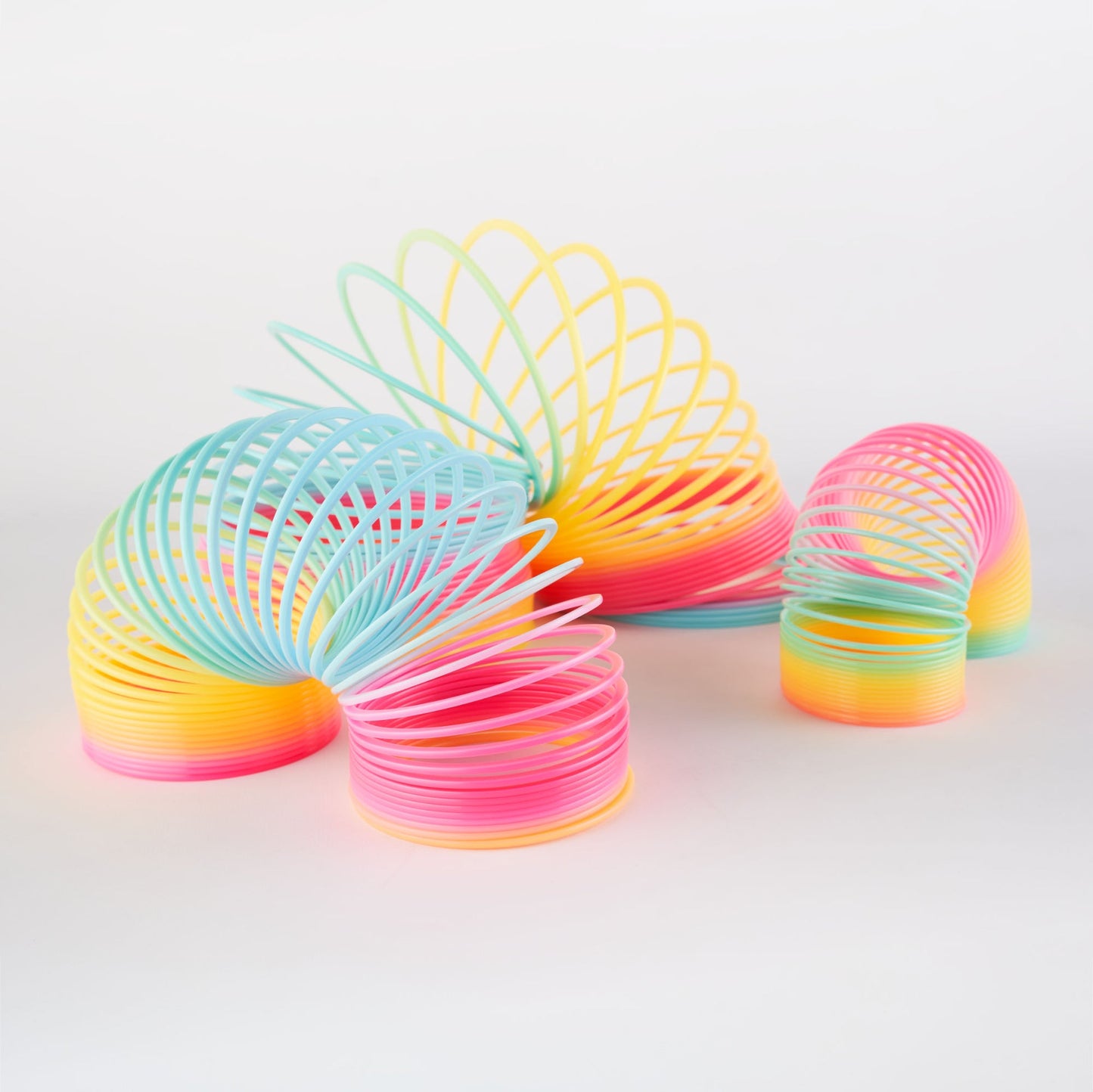 Colorful Slinky Spring Toy for Kids, Classic Stretchy and Bouncing Fun
