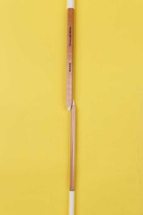 Mont Marte White Pencils - Set of 3