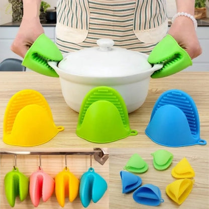 Silicone Heat Resistant Gloves with Clips - Non-Slip Insulation Mitts for Cooking, Baking, and Handling Hot Pots