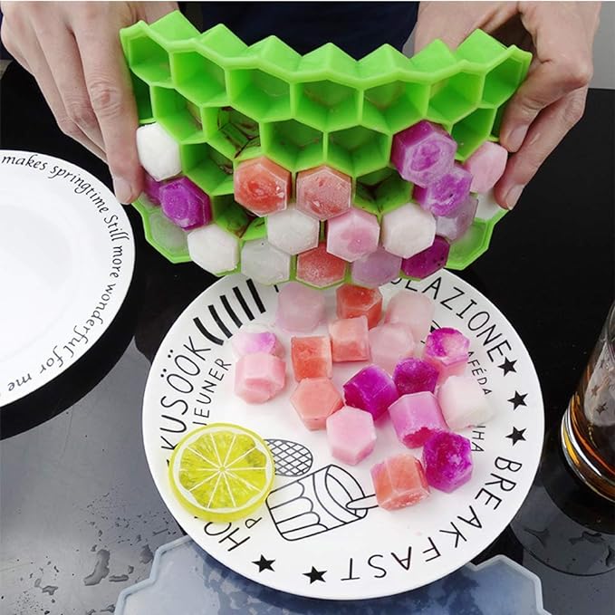 Honeycomb Shape Silicone Ice Cube Tray with Lid – Easy Push Pop Out, Flexible Ice Molds for Freezer & Refrigerator