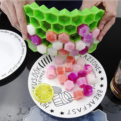 Honeycomb Shape Silicone Ice Cube Tray with Lid – Easy Push Pop Out, Flexible Ice Molds for Freezer & Refrigerator